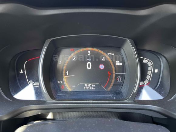 Memurdan Renault Kadjar 1.5 dCi Icon 2015 Model  84 bin km değişensiz Beyaz