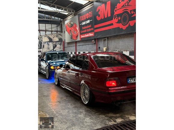 MERAKLISINA BMW