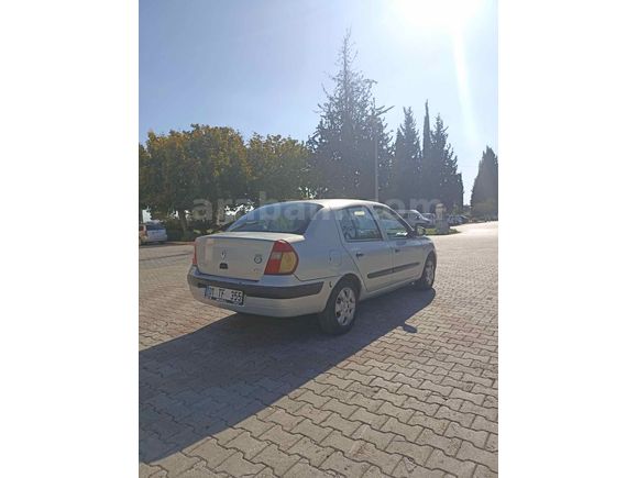 Sahibinden Renault Clio 1.4 Authentique 2004 Model 