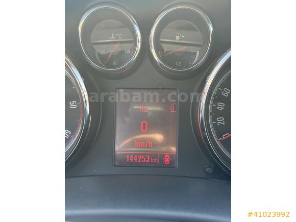 UCARS GRUP/1.3 DİZEL/SEDAN/145 KM/İLK KULLANICIDAN