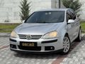 Garajj'dan Düşük Km Hesaplı VW Golf 5