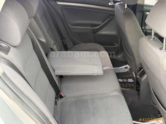 Garajj'dan Düşük Km Hesaplı VW Golf 5