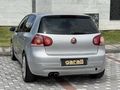 Garajj'dan Düşük Km Hesaplı VW Golf 5