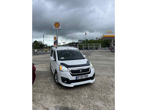 Sahibinden Peugeot Partner 1.6 HDI Allure 2016 165xxx km Beyaz