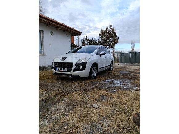 Sahibinden Peugeot 3008 1.6 e-HDi Allure 2013 Model