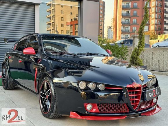 BM 2.el"den 2008 ALFA ROMEO 159 1.9JTS DİSTİNCTİVE ÖZEL TASARIM