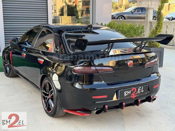 BM 2.el"den 2008 ALFA ROMEO 159 1.9JTS DİSTİNCTİVE ÖZEL TASARIM
