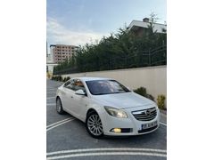 Sahibinden Opel Insignia 1.6 T Cosmo 2009 Model  220.000 km Beyaz