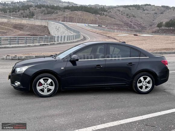 KEREM MOTORS DAN TRAMMERSİZ CRUZE 1.6 LS