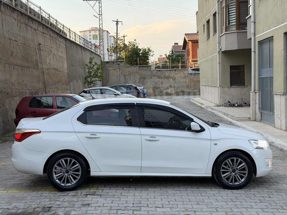 AGİN OTOMOTİVDEN 2013 C ELYSEE EXCLUSİVE CAM GİBİ