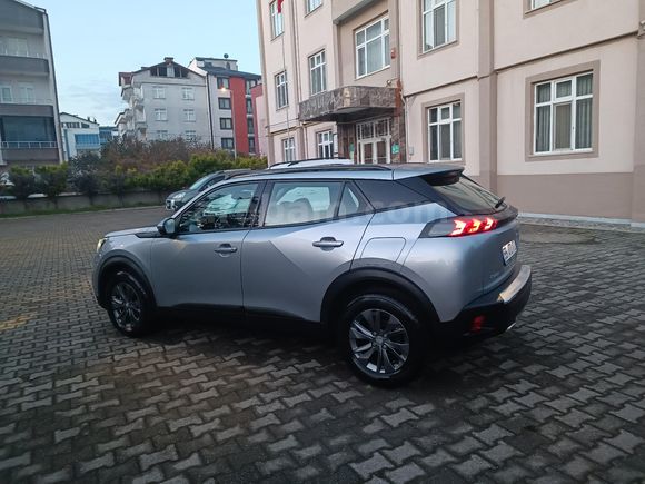 Sahibinden Peugeot 2008 1.2 PureTech Active 2021 Model  92000 km Gri