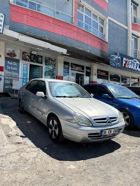 Galeriden Citroen Xsara 1.6 SX 2003 Model Kars 340.000 km Gri