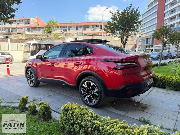 2024 MODEL CİTROEN C4X HATASIZ BOYASIZ CAM TAVANLI