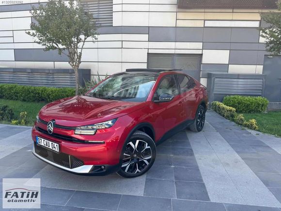 2024 MODEL CİTROEN C4X HATASIZ BOYASIZ CAM TAVANLI