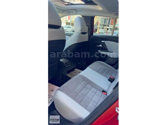2024 MODEL CİTROEN C4X HATASIZ BOYASIZ CAM TAVANLI
