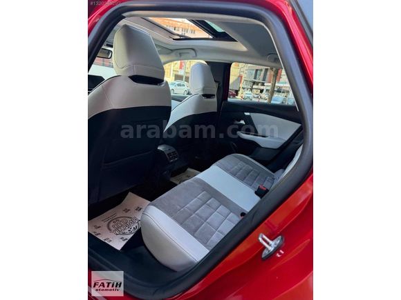 2024 MODEL CİTROEN C4X HATASIZ BOYASIZ CAM TAVANLI