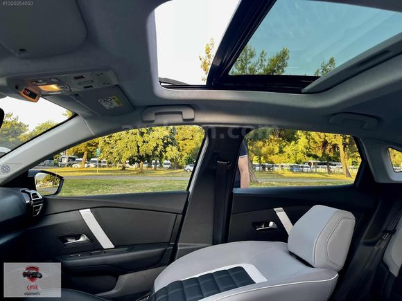 CAM TAVAN 2025 MODEL CİTROEN C4X MAX OTOMATİK VİTES HATASIZ