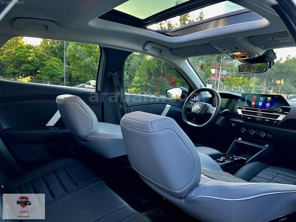 CAM TAVAN 2025 MODEL CİTROEN C4X MAX OTOMATİK VİTES HATASIZ