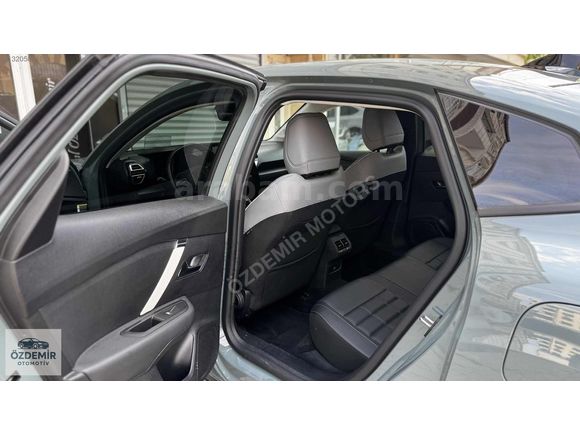 2025 C4X 1.2PURETECH MAX FULL 40'KM HATASIZ 350 BİN TL PEŞİNATLA
