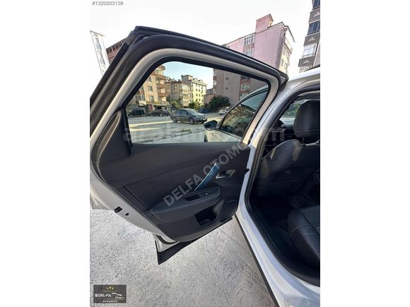 DEL-FA OTOMOTİV'DEN 2023 MODEL CİTROEN E-C4 X SHİNE BOLD
