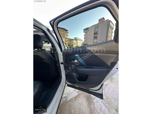 DEL-FA OTOMOTİV'DEN 2023 MODEL CİTROEN E-C4 X SHİNE BOLD