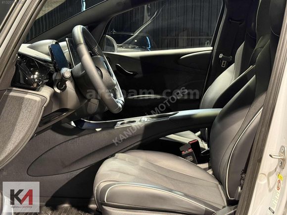 KANDİLLİ MOTORS'DAN 2024 BYD DOLPHİN DESİGN ÇİFT RENK+CAM TAVAN