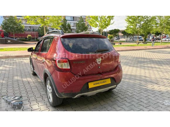 DACİA STEPWAY KIRMIZI 2013 MODEL 1.5 BLUEDCİ