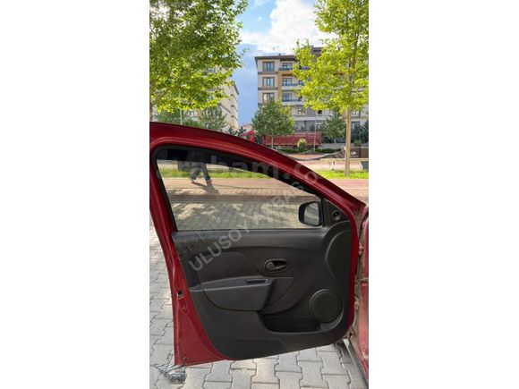 DACİA STEPWAY KIRMIZI 2013 MODEL 1.5 BLUEDCİ