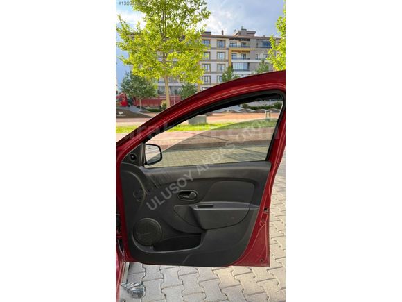 DACİA STEPWAY KIRMIZI 2013 MODEL 1.5 BLUEDCİ