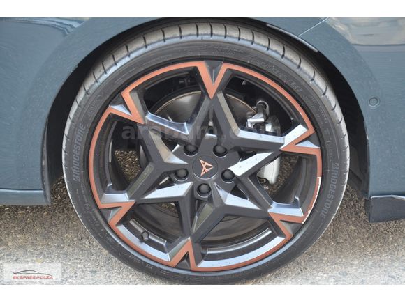 EKSPRES PLAZA'DAN 2025 CUPRA LEON 1.5 eTSI VZ Line