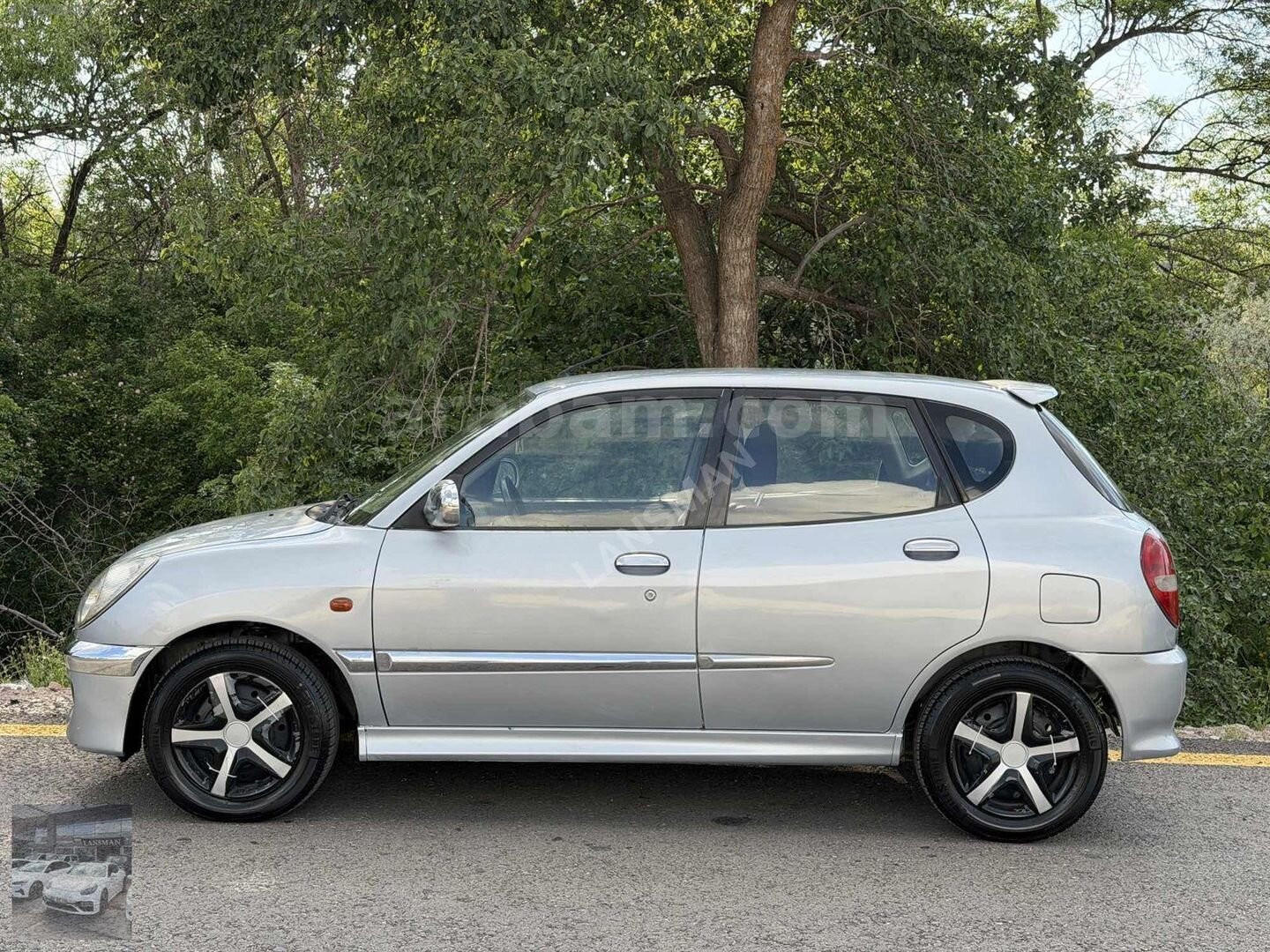 Galeriden Daihatsu Sirion 1.3 Touring 2004 Model Ankara 350.000 km Gri 3