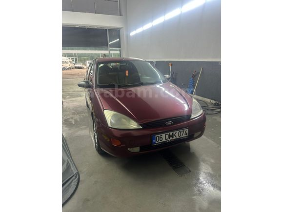 Sahibinden Ford Focus 1.6 Ghia 2001 Model 