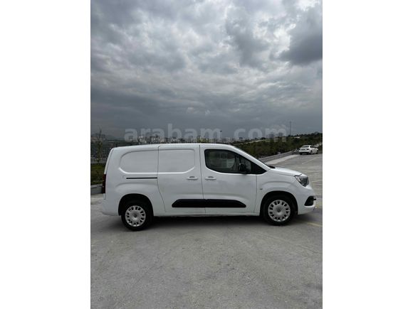 Sahibinden Opel Combo 1.5 CDTI Elegance 2023 Model 
