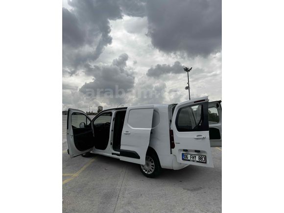 Sahibinden Opel Combo 1.5 CDTI Elegance 2023 Model 