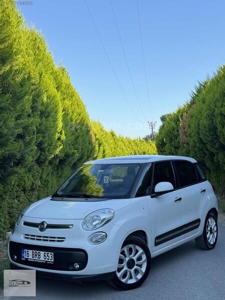 Galeriden Fiat 500 Ailesi 500L 1.3 Mjet Panoramic Edition 2013 Model Balıkesir 147.000 km Beyaz