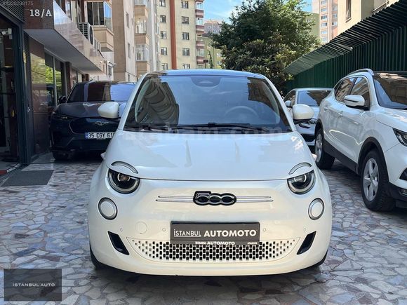 2023 Otomatik 18 Bin Km de Otonom CamTavan Xenon G.Görüş Ş.Takip