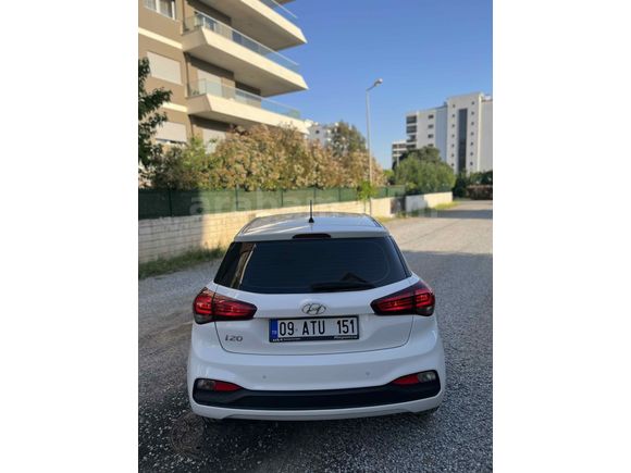 Makyajlı kasa  i20 servis bakımlı 
