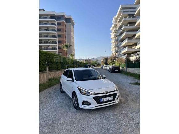 Makyajlı kasa  i20 servis bakımlı 