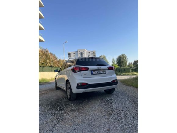 Makyajlı kasa  i20 servis bakımlı 