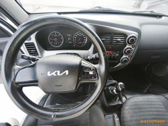SCM MOTOR'DAN/2023/MODEL/KİA BONGO/K2500/FATURALI/KLİMALI/63KM
