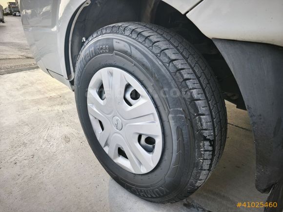 SCM MOTOR'DAN/2023/MODEL/KİA BONGO/K2500/FATURALI/KLİMALI/63KM