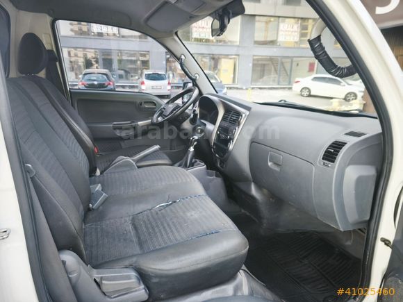 SCM MOTOR'DAN/2023/MODEL/KİA BONGO/K2500/FATURALI/KLİMALI/63KM