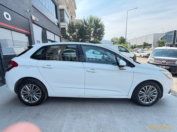 0.99 KREDİ 2012 CİTROEN C4 CONFORT PLUS DİZEL OTOMATİK BOYASIZ
