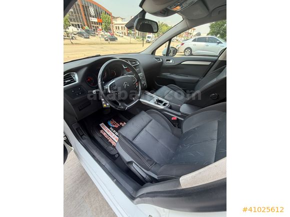 0.99 KREDİ 2012 CİTROEN C4 CONFORT PLUS DİZEL OTOMATİK BOYASIZ