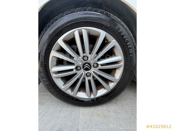 0.99 KREDİ 2012 CİTROEN C4 CONFORT PLUS DİZEL OTOMATİK BOYASIZ