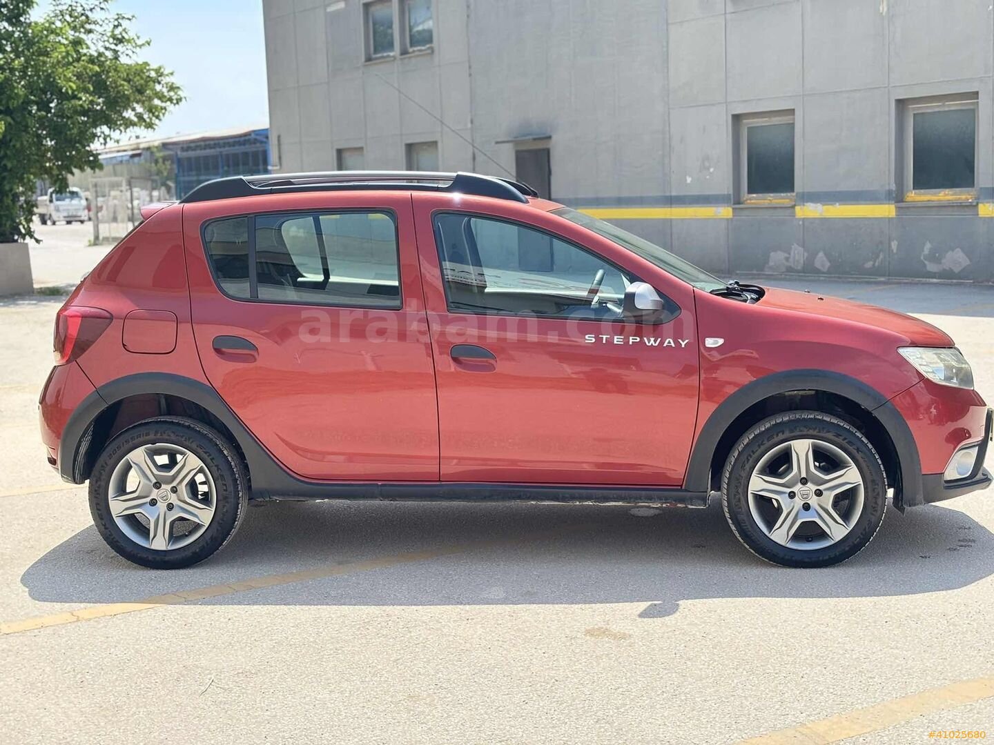 Galeriden Dacia Sandero 1.5 dCi Stepway 2018 Model Bilecik 149.900 km Kırmızı 3