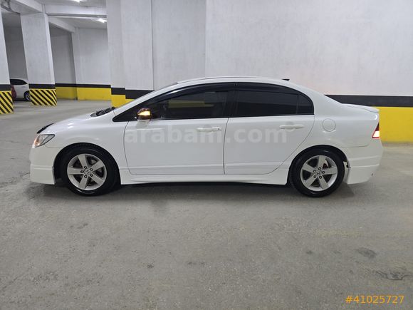 2009 CİVİC 1.6 İ-VTEC/DEĞİŞENSİZ/PREMİUM/GERİ GÖRÜŞ/DERİ KOLTUK