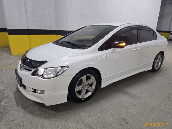 2009 CİVİC 1.6 İ-VTEC/DEĞİŞENSİZ/PREMİUM/GERİ GÖRÜŞ/DERİ KOLTUK