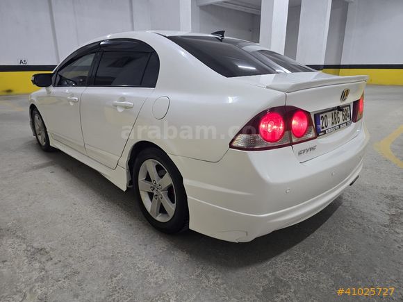 2009 CİVİC 1.6 İ-VTEC/DEĞİŞENSİZ/PREMİUM/GERİ GÖRÜŞ/DERİ KOLTUK