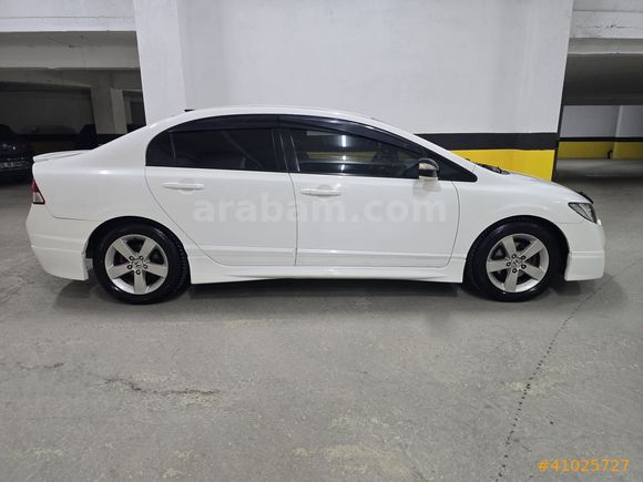 2009 CİVİC 1.6 İ-VTEC/DEĞİŞENSİZ/PREMİUM/GERİ GÖRÜŞ/DERİ KOLTUK